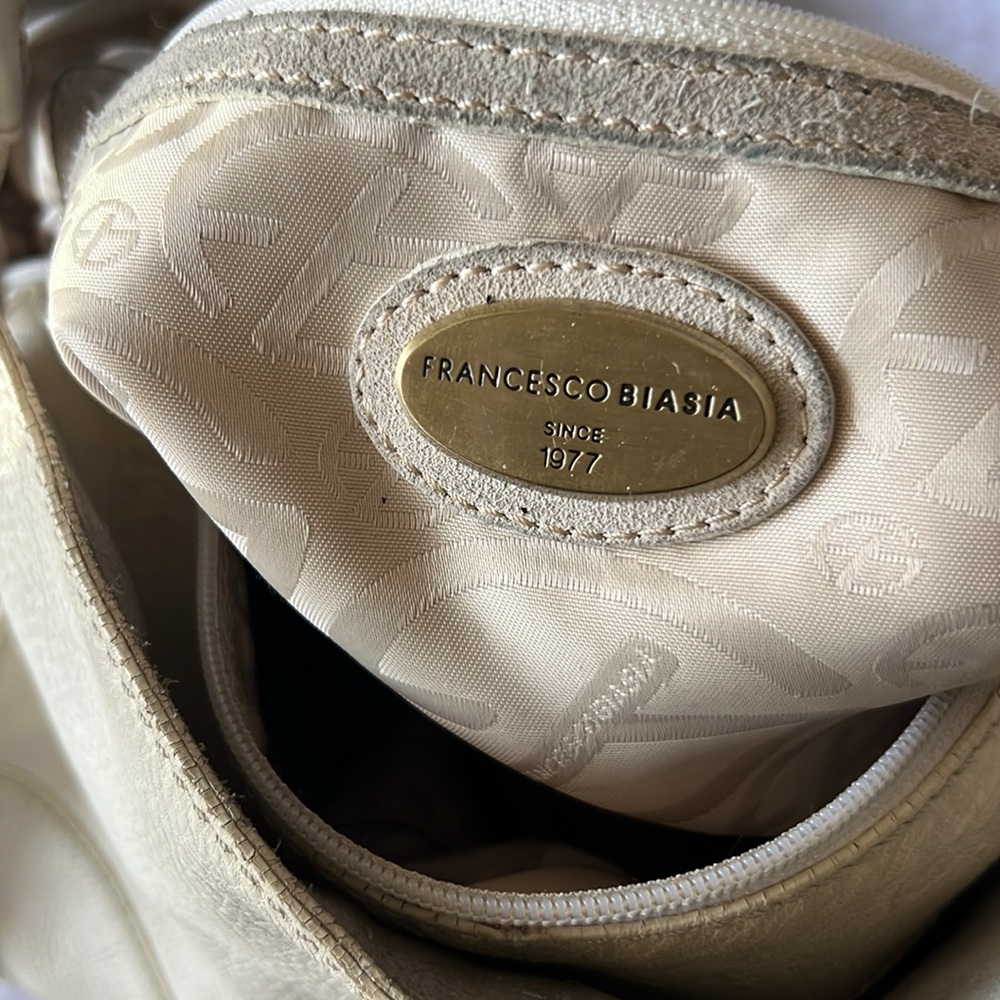 Cream Leather Shoulder Bag with Brass Hardware - Picture 12 of 16